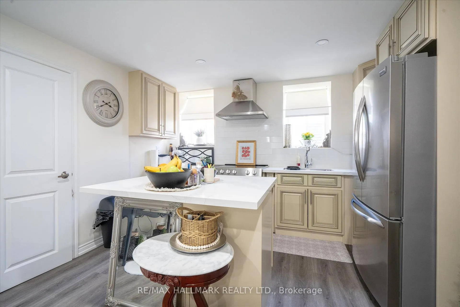 Photo 37 of 28 Copperhill Heights, Barrie, Rural Barrie Southeast — HOMEH