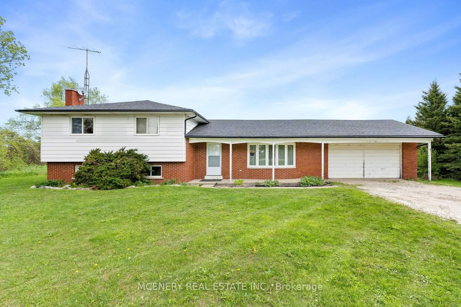 Front of 5339 Erin-Eramosa Townline Road