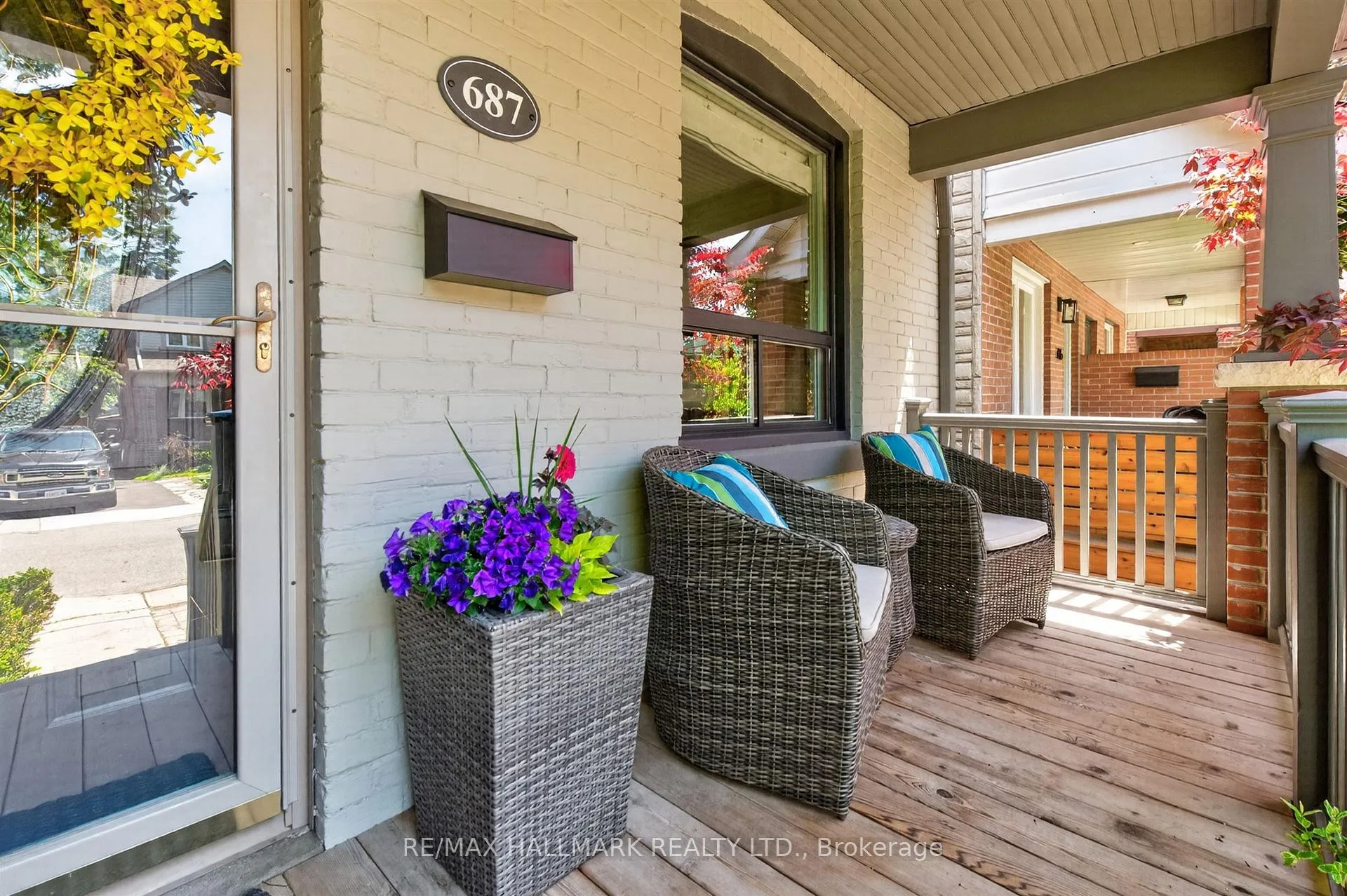 Photo 2 of 687 Durie Street, Toronto, Runnymede-Bloor West Village — HOMEH