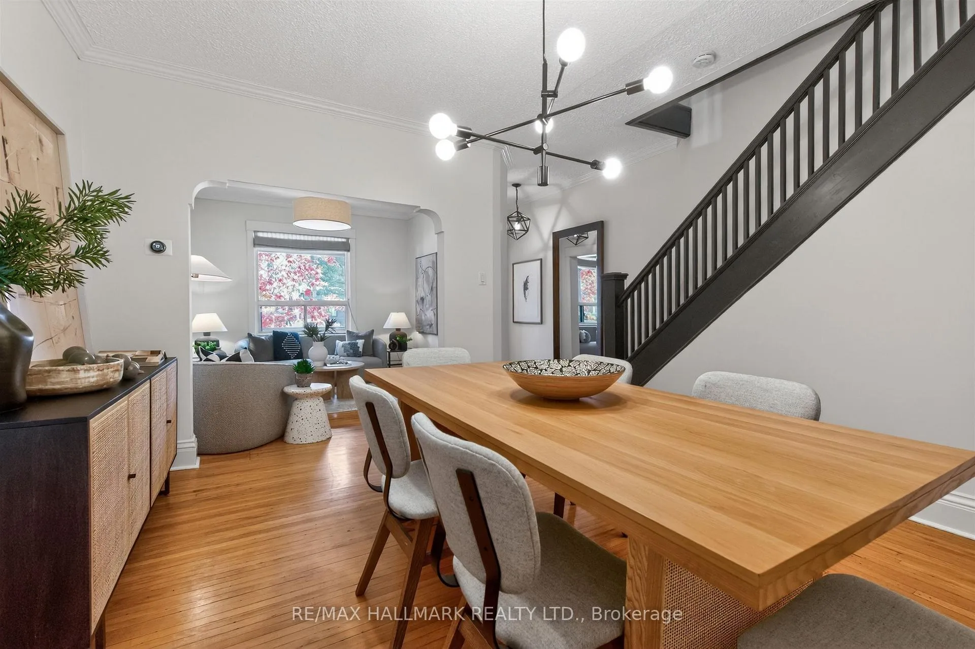 Photo 11 of 687 Durie Street, Toronto, Runnymede-Bloor West Village — HOMEH
