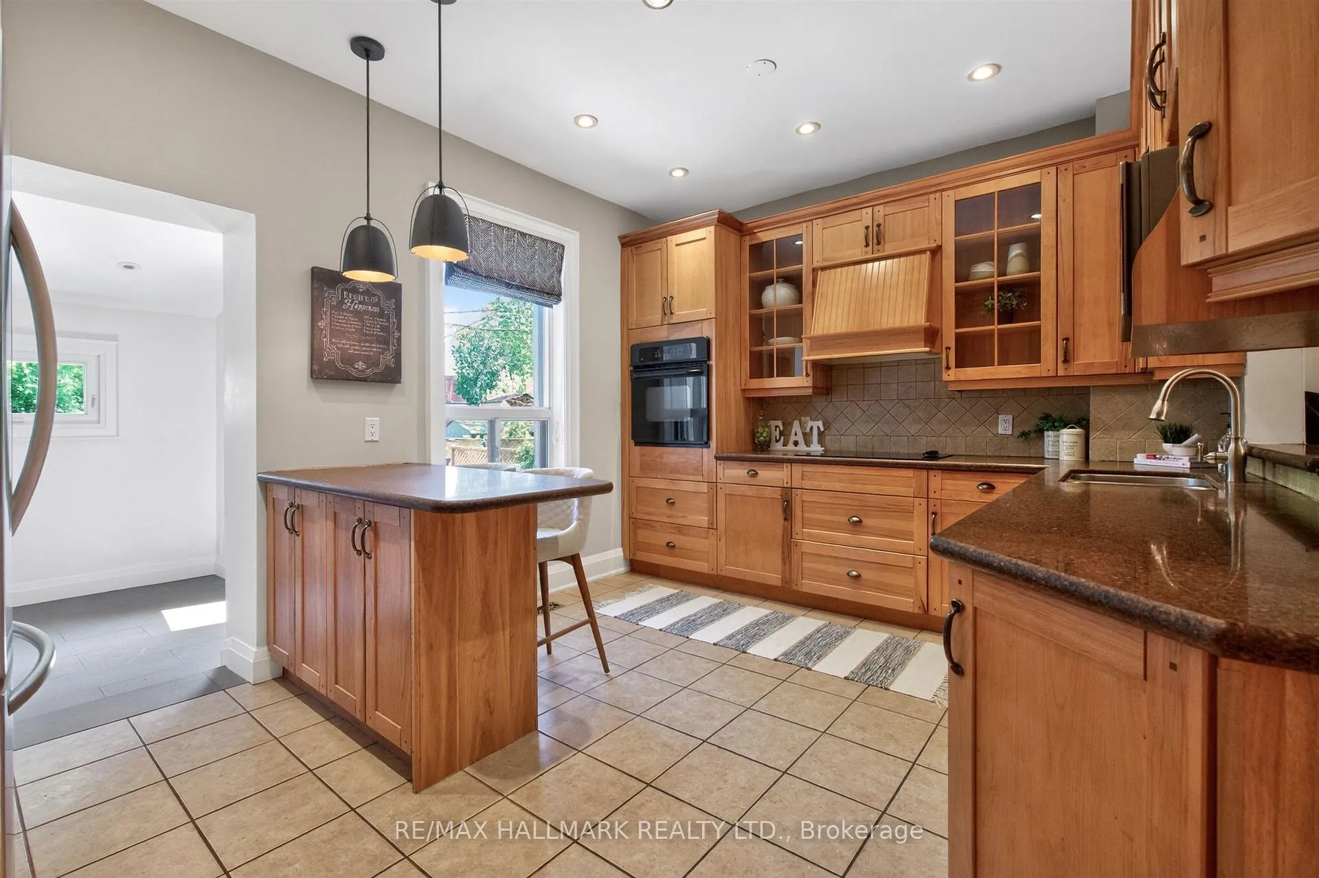 Photo 13 of 687 Durie Street, Toronto, Runnymede-Bloor West Village — HOMEH