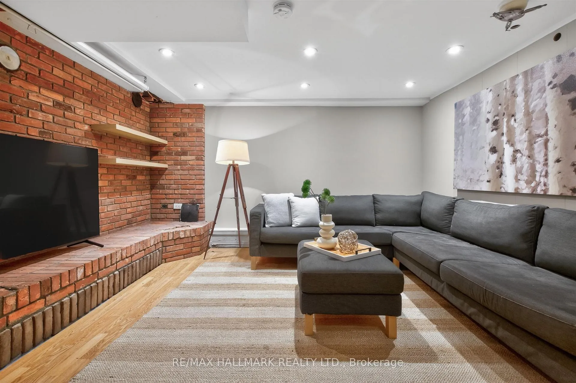 Photo 28 of 687 Durie Street, Toronto, Runnymede-Bloor West Village — HOMEH