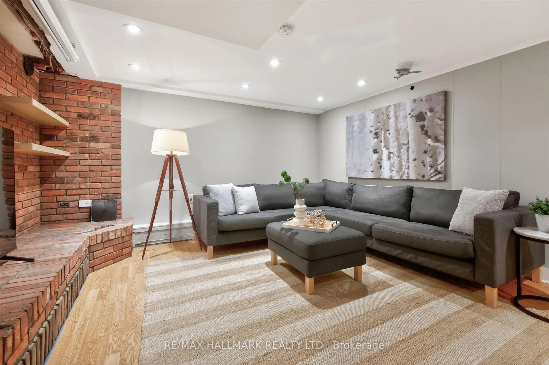 Photo 29 of 687 Durie Street, Toronto, Runnymede-Bloor West Village — HOMEH