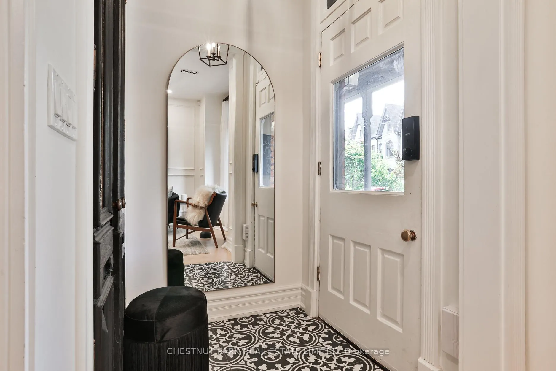 Photo 5 of 175 Major Street, Toronto, University — HOMEH