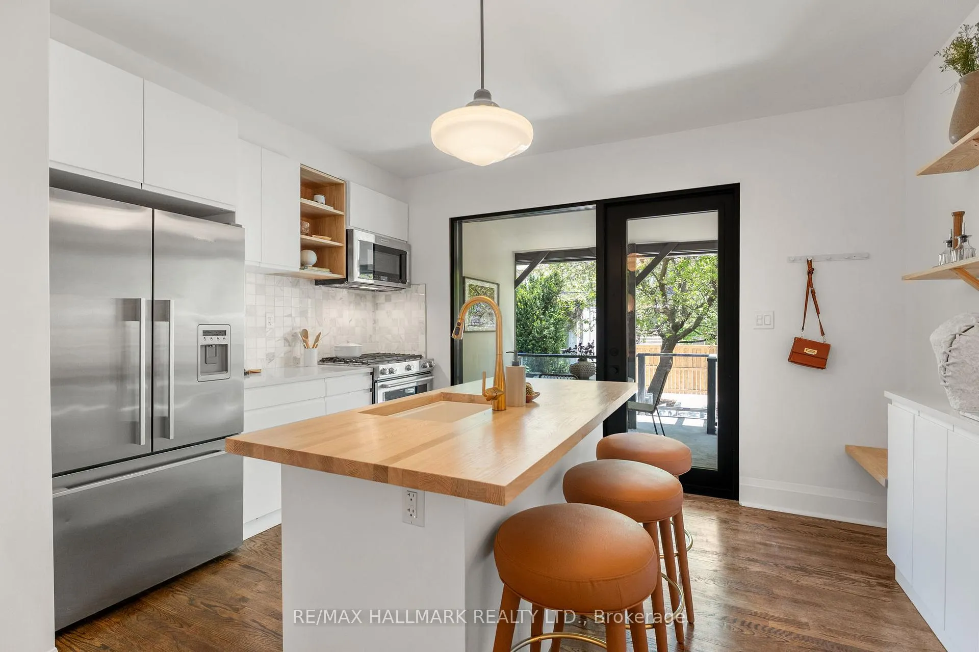 Photo 11 of 203 Parkmount Road, Toronto, Greenwood-Coxwell — HOMEH