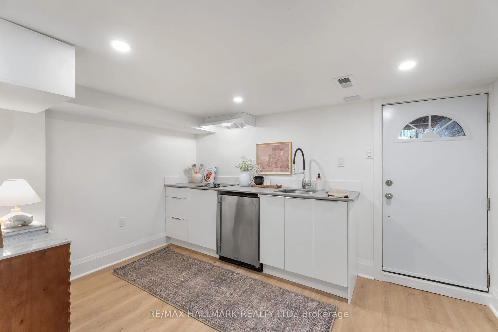 Photo 30 of 203 Parkmount Road, Toronto, Greenwood-Coxwell — HOMEH