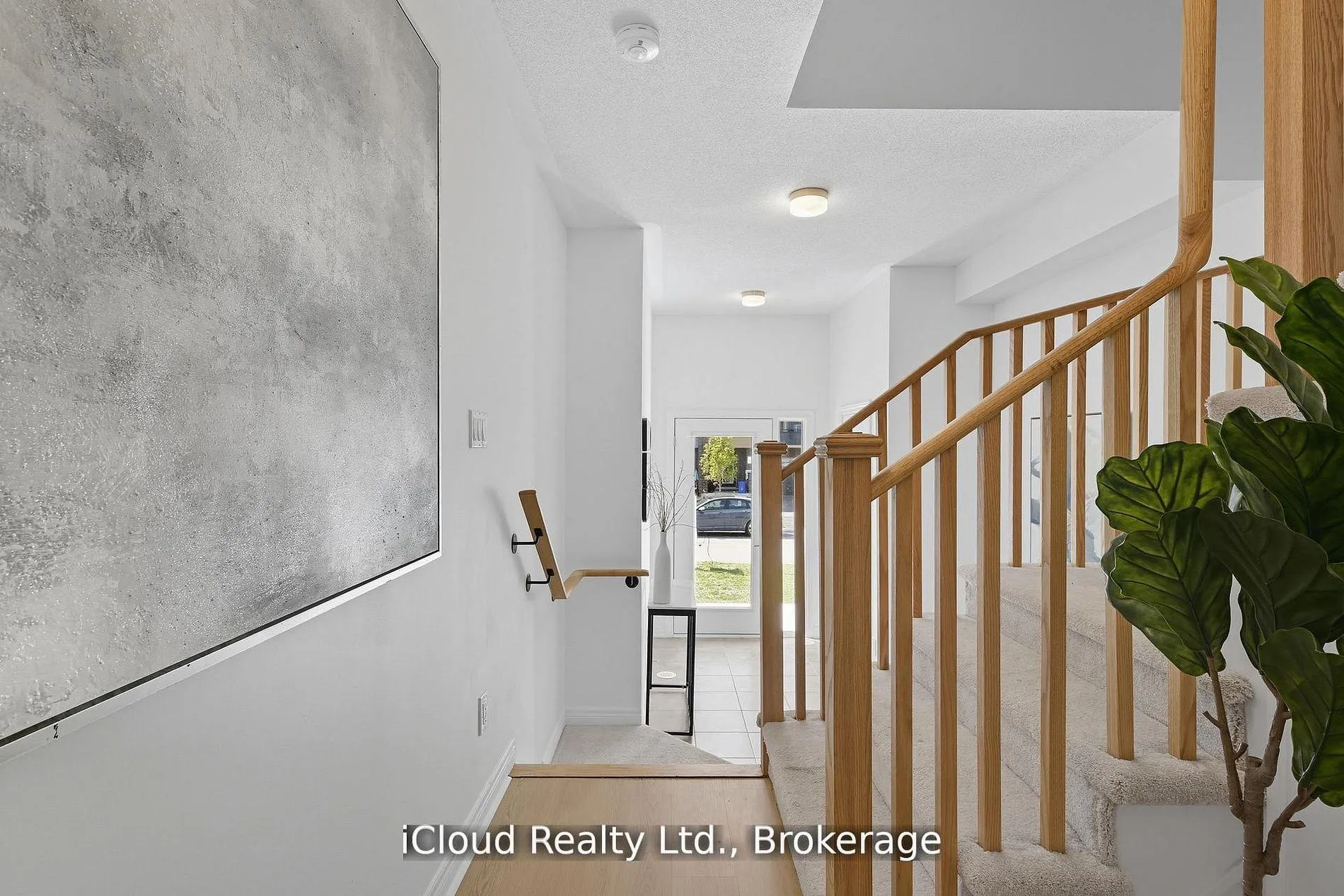 Photo 3 of 1117 Lockie Drive, Oshawa, Kedron — HOMEH