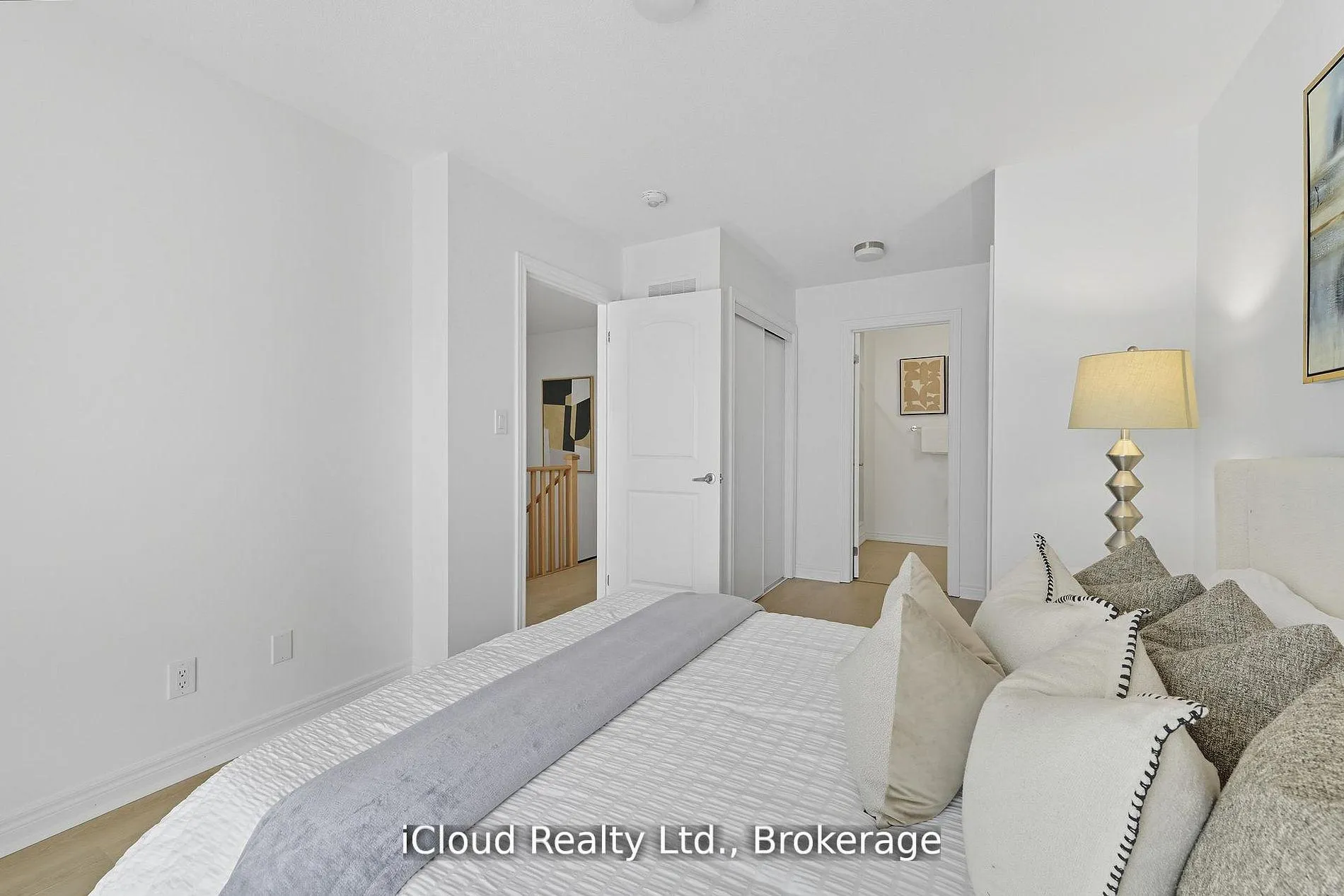 Photo 12 of 1117 Lockie Drive, Oshawa, Kedron — HOMEH