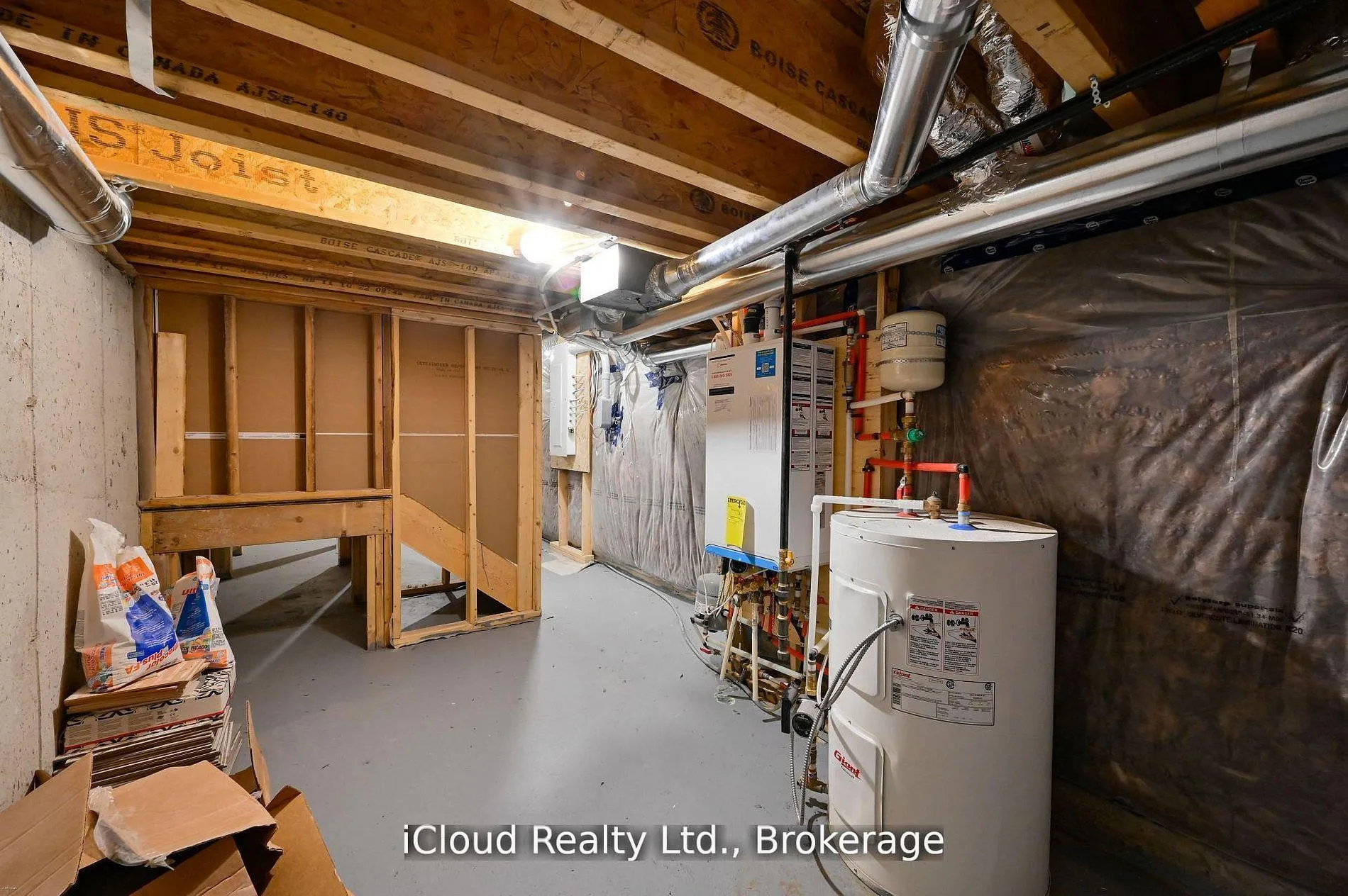 Photo 37 of 1117 Lockie Drive, Oshawa, Kedron — HOMEH