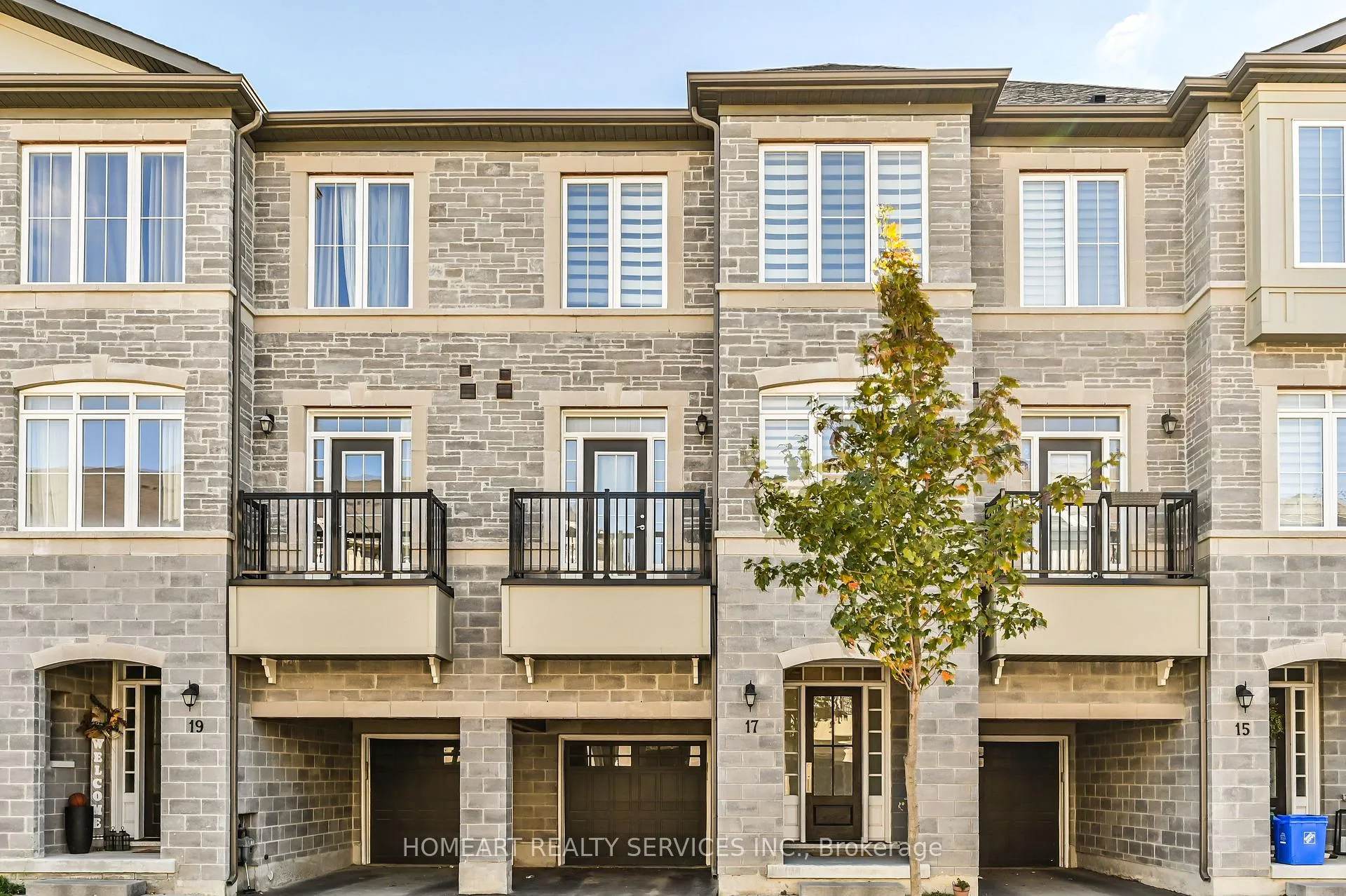 Photo 1 of 17 Thomas Foster Street, Markham, Berczy — HOMEH