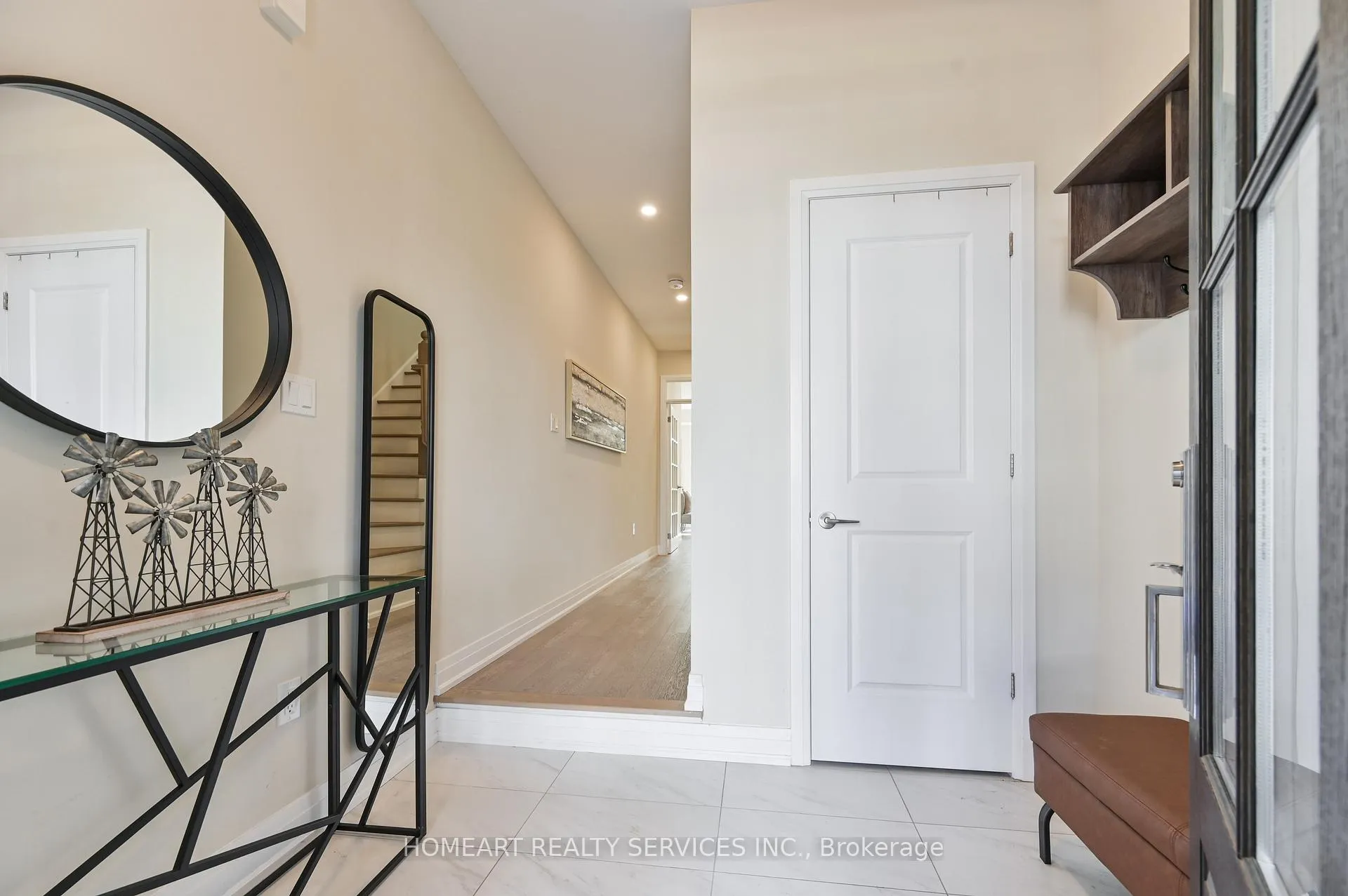 Photo 2 of 17 Thomas Foster Street, Markham, Berczy — HOMEH