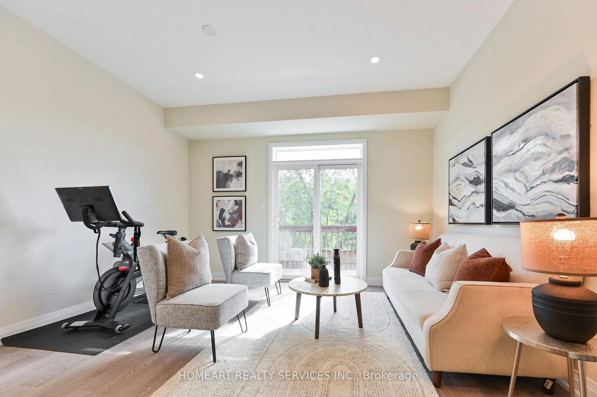 Photo 3 of 17 Thomas Foster Street, Markham, Berczy — HOMEH