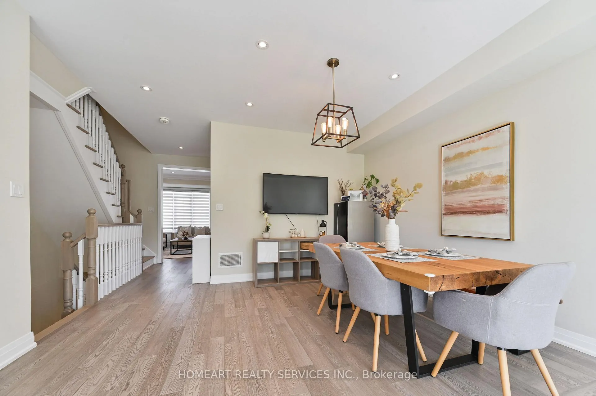 Photo 5 of 17 Thomas Foster Street, Markham, Berczy — HOMEH