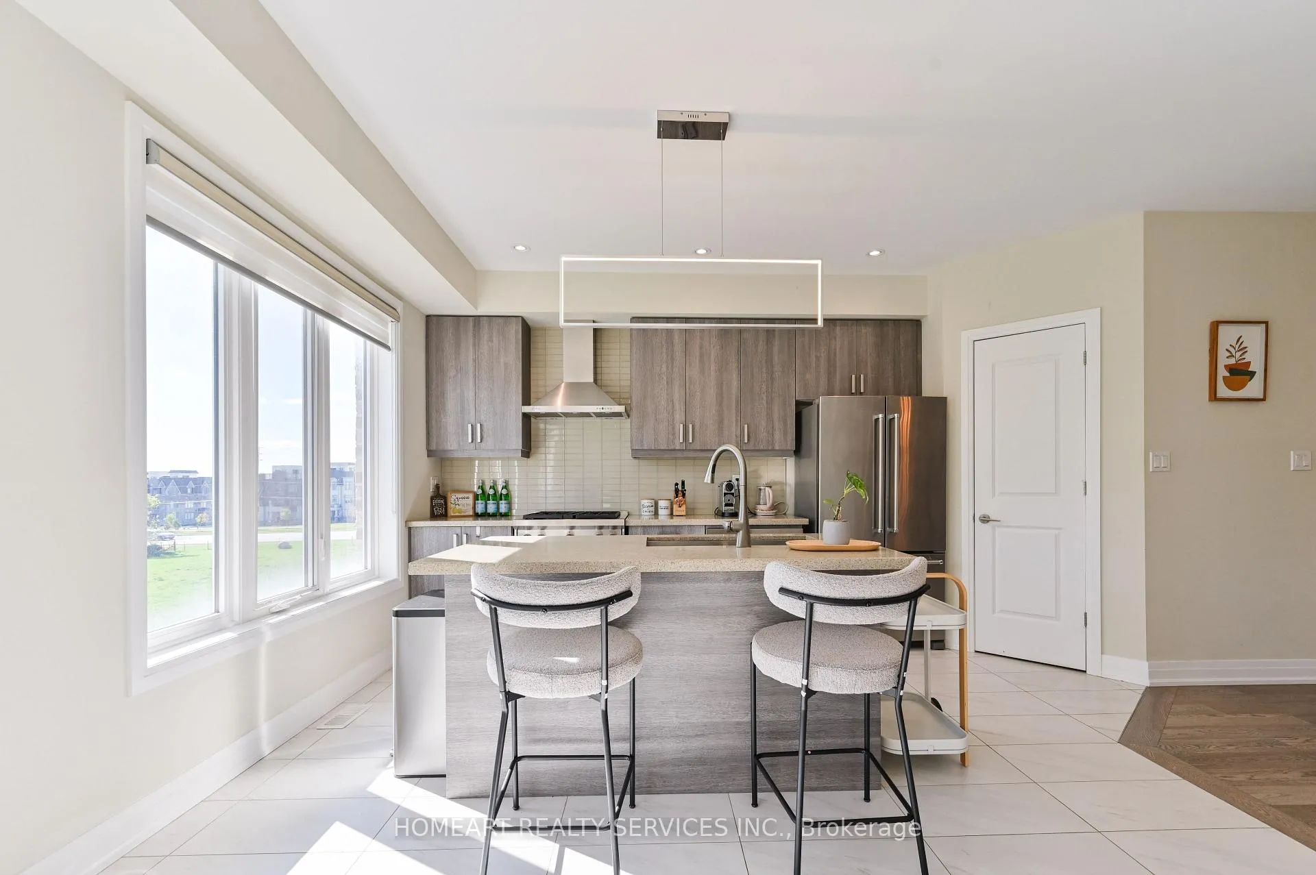 Photo 7 of 17 Thomas Foster Street, Markham, Berczy — HOMEH