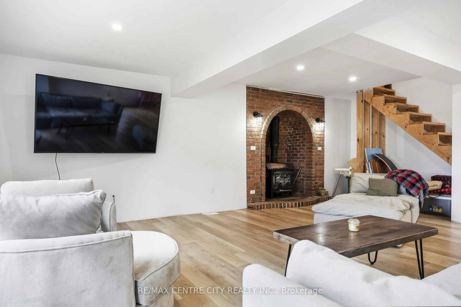 Photo 13 of 26179 Talbot Line, West Elgin, Rural West Elgin — HOMEH