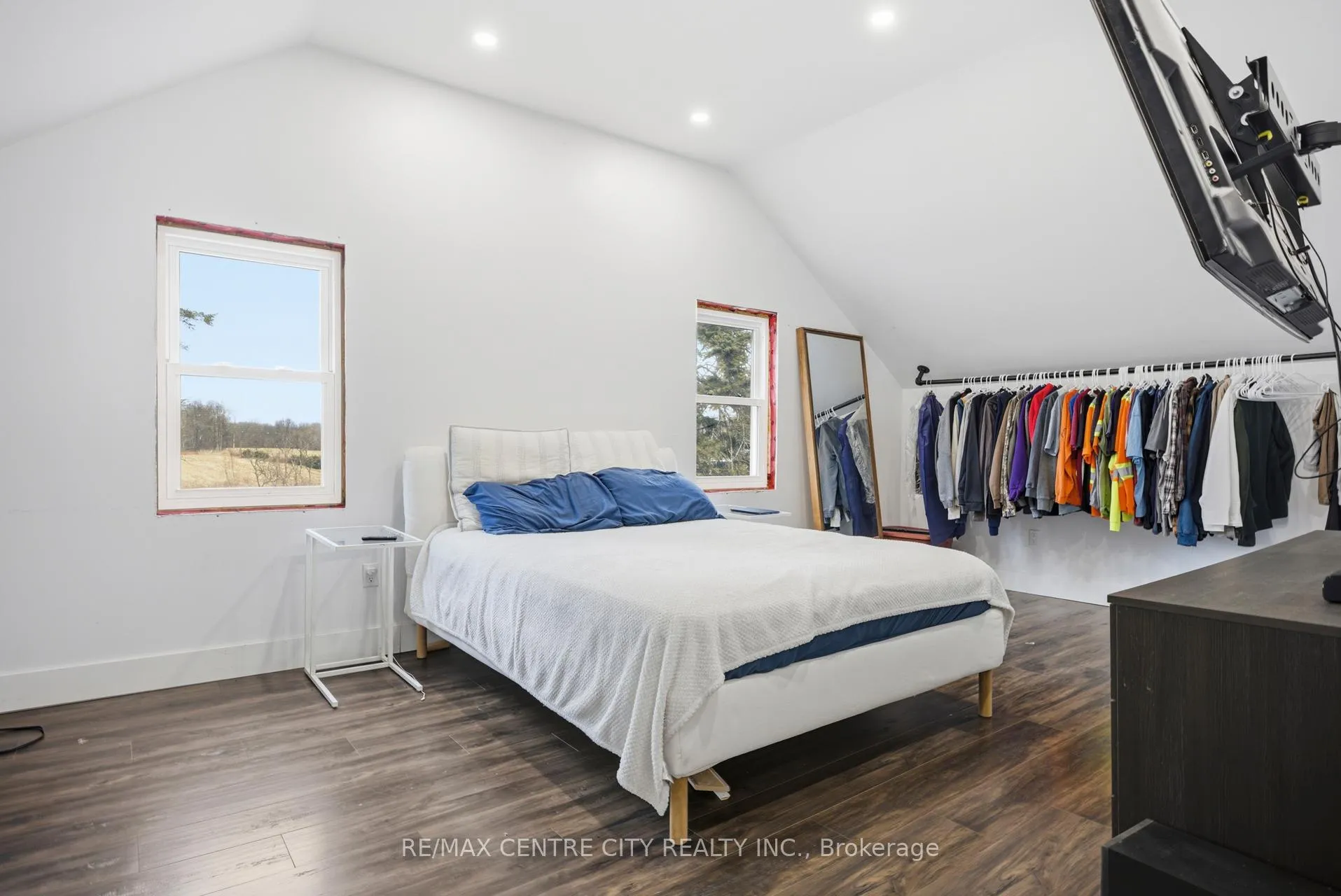 Photo 27 of 26179 Talbot Line, West Elgin, Rural West Elgin — HOMEH