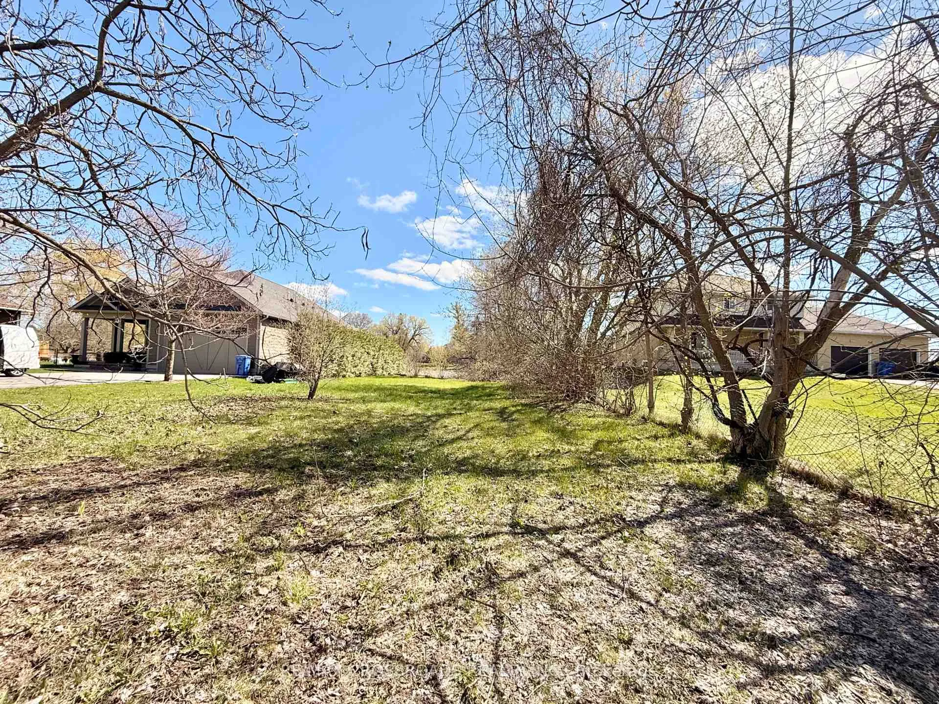 Photo 2 of 155 Riveredge Drive, Georgina, Keswick North — HOMEH