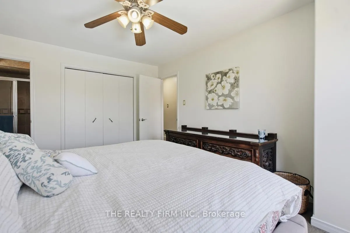 Photo 17 of 742 Cranbrook Road, London, South M — HOMEH
