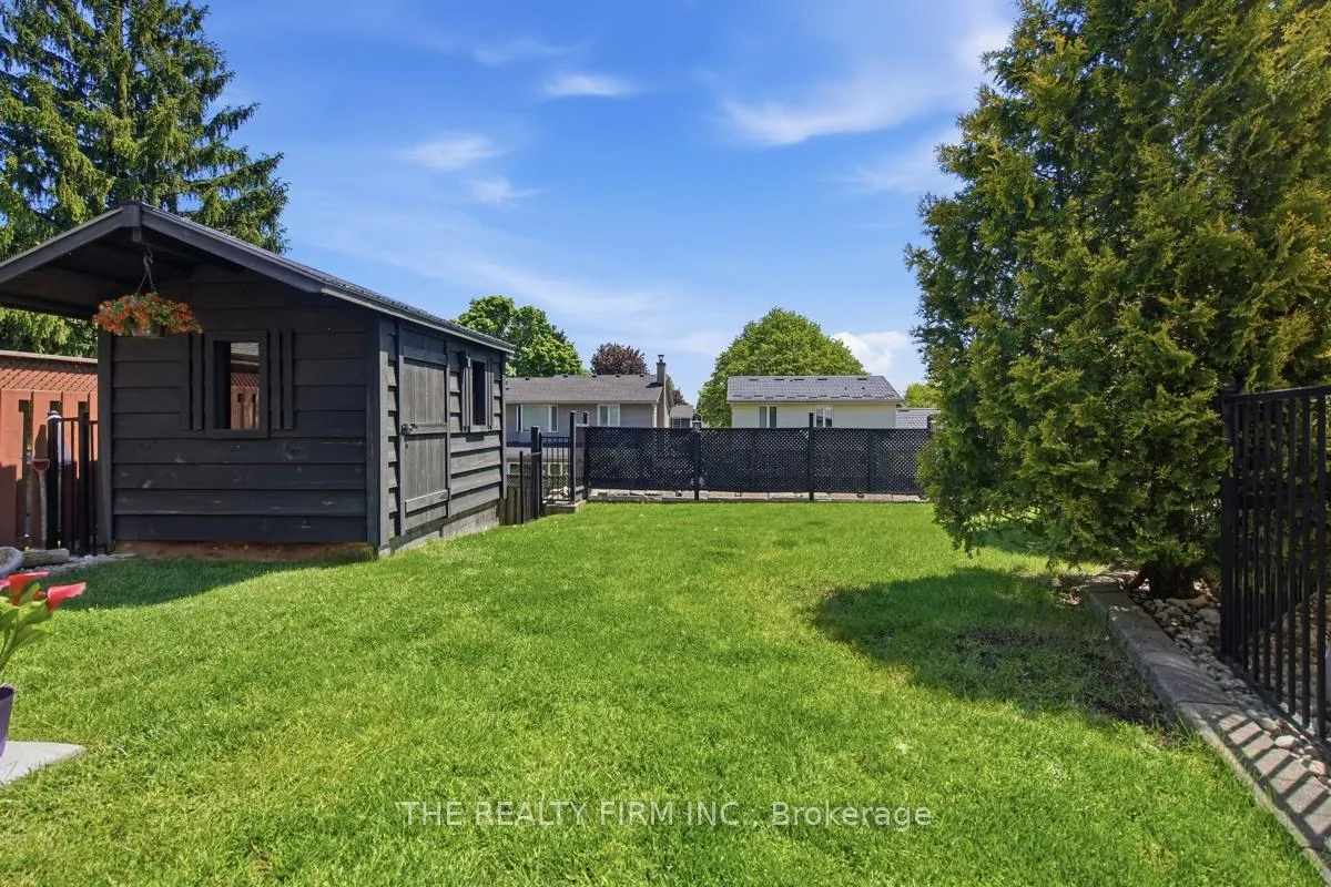 Photo 43 of 742 Cranbrook Road, London, South M — HOMEH