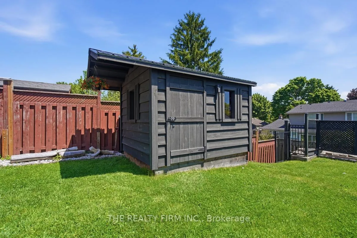 Photo 44 of 742 Cranbrook Road, London, South M — HOMEH