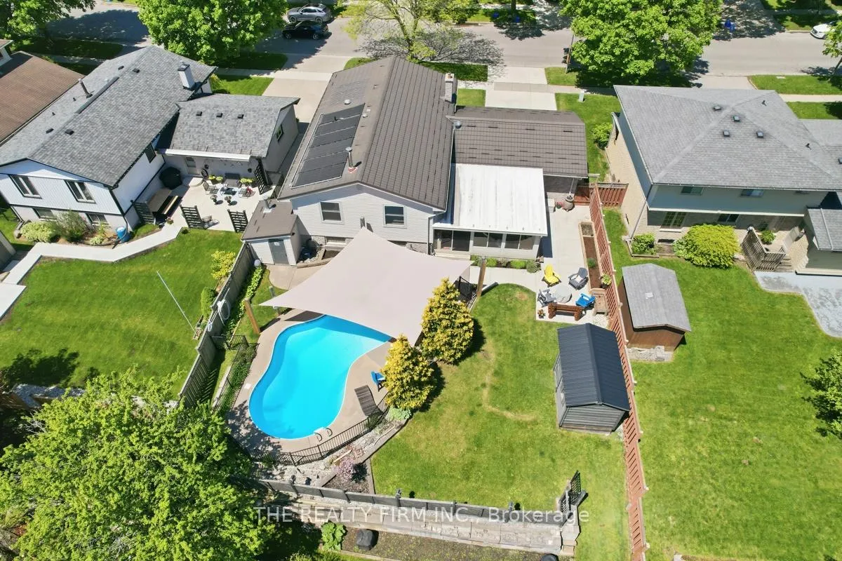 Photo 1 of 742 Cranbrook Road, London, South M — HOMEH