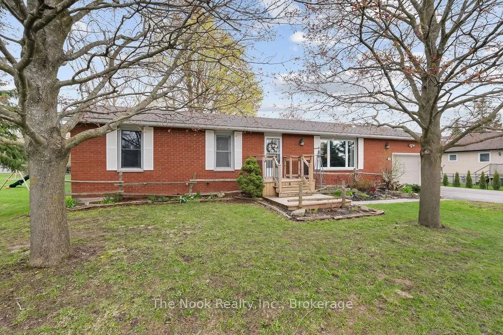 Photo 3 of 16 Robmar Crescent, Kawartha Lakes, Manilla — HOMEH