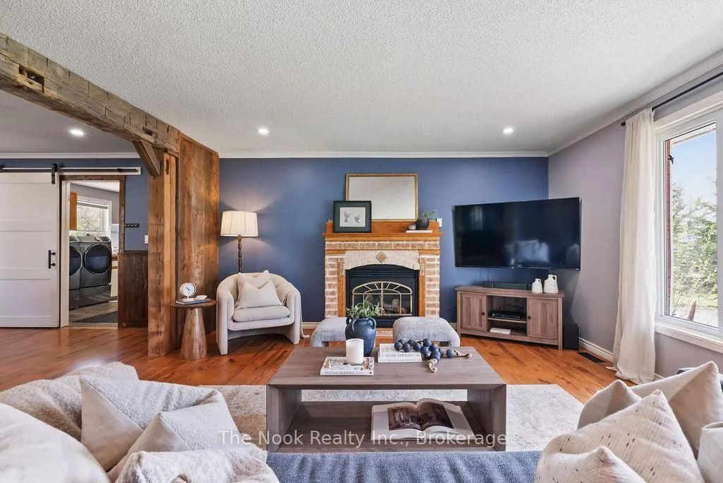Photo 8 of 16 Robmar Crescent, Kawartha Lakes, Manilla — HOMEH