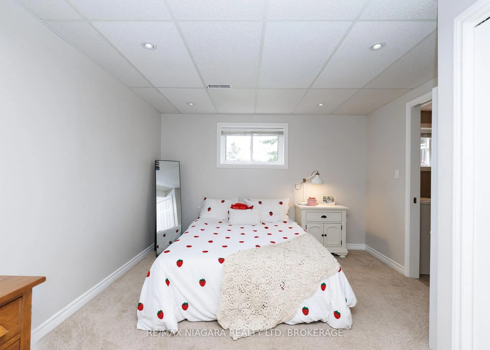 Photo 33 of 162 Pancake Lane, Pelham, Fonthill — HOMEH