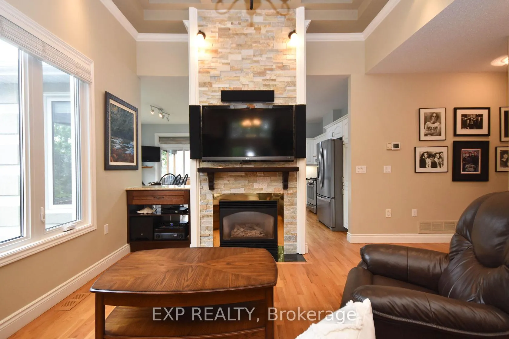 Photo 3 of 29 Stonecroft Terrace, Ottawa, Kanata - Kanata Lakes/Heritage Hills — HOMEH