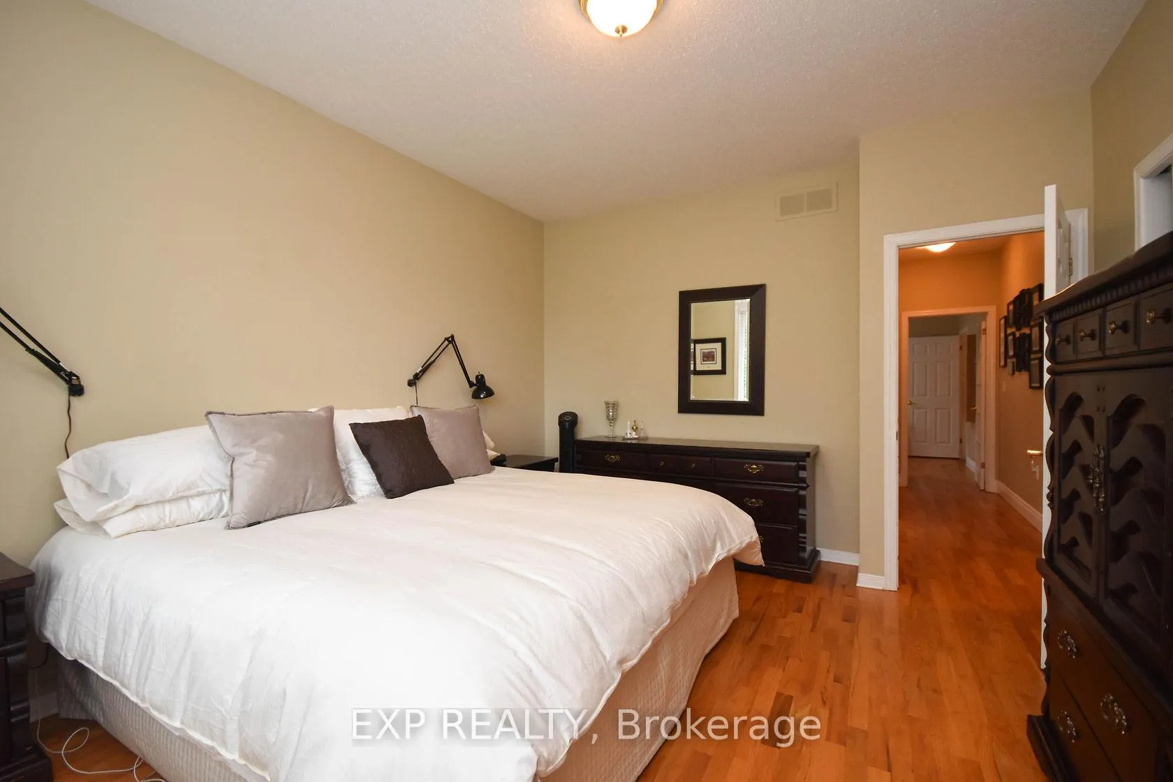 Photo 23 of 29 Stonecroft Terrace, Ottawa, Kanata - Kanata Lakes/Heritage Hills — HOMEH