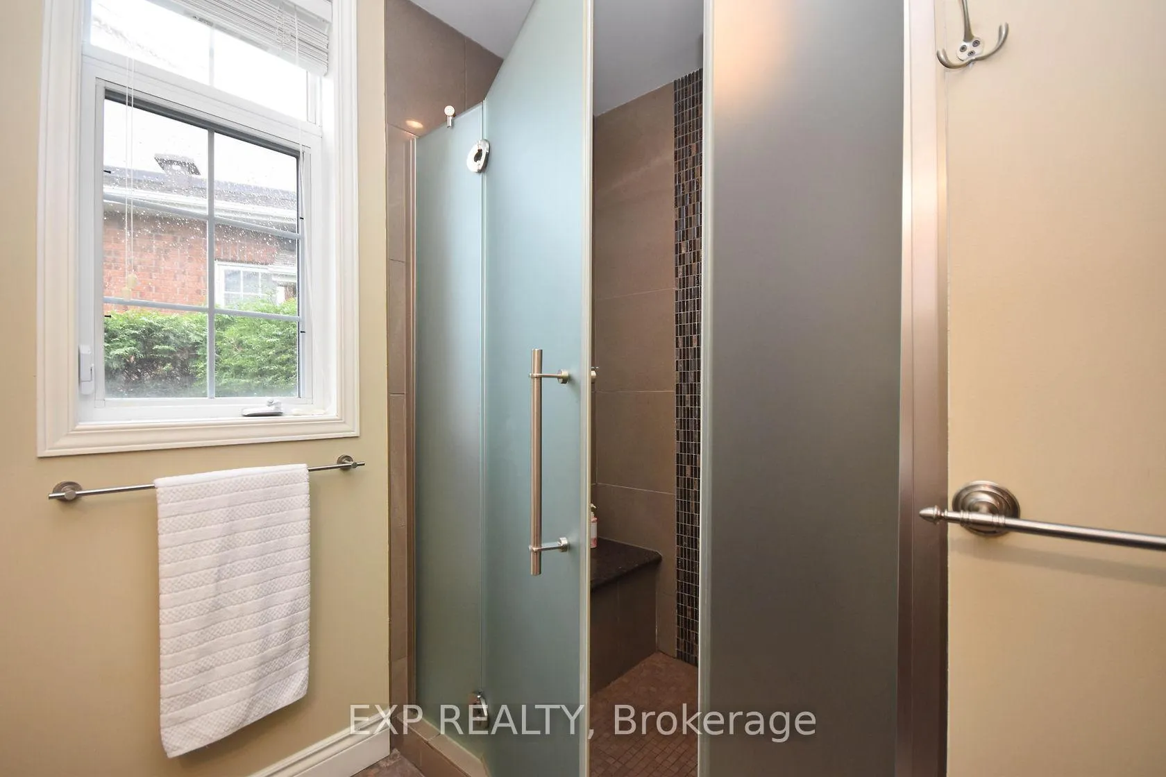 Photo 35 of 29 Stonecroft Terrace, Ottawa, Kanata - Kanata Lakes/Heritage Hills — HOMEH