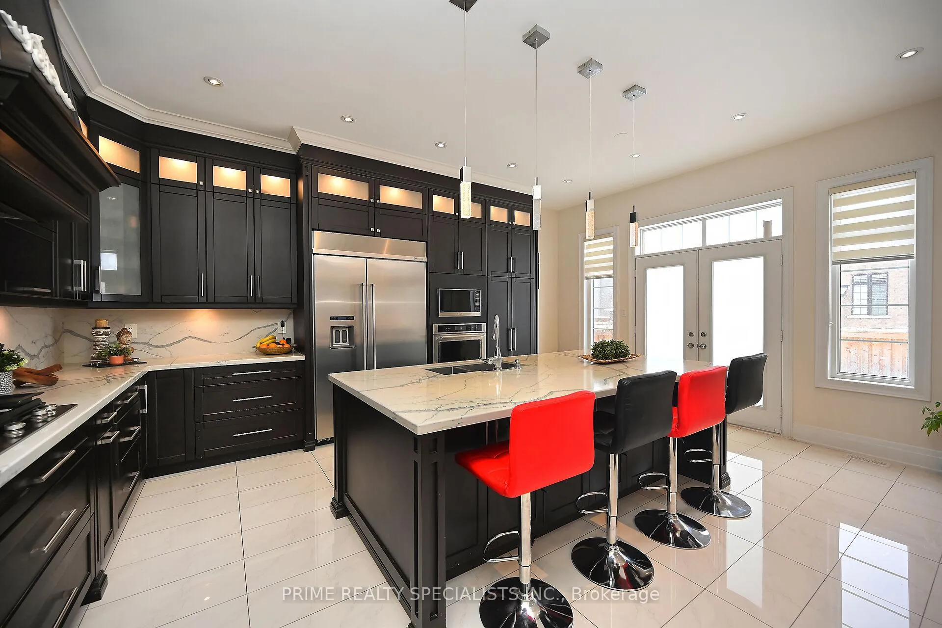 Photo 12 of 19 Cloverhaven Rd, Brampton, Toronto Gore Rural Estate — HOMEH