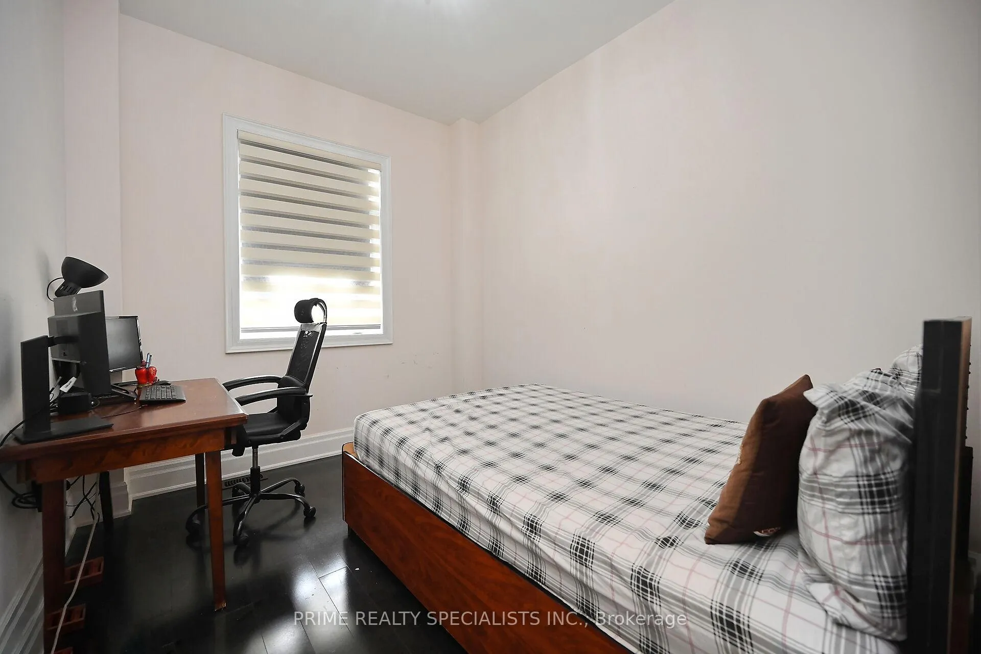Photo 24 of 19 Cloverhaven Rd, Brampton, Toronto Gore Rural Estate — HOMEH