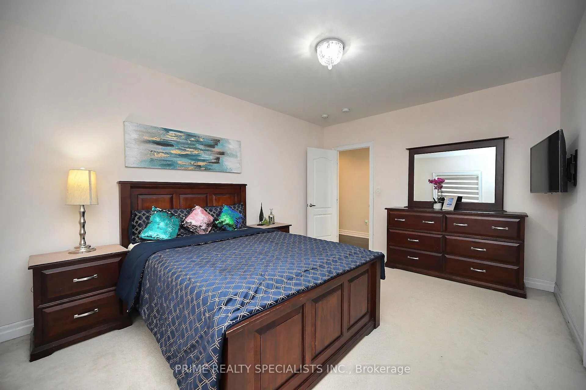 Photo 38 of 19 Cloverhaven Rd, Brampton, Toronto Gore Rural Estate — HOMEH