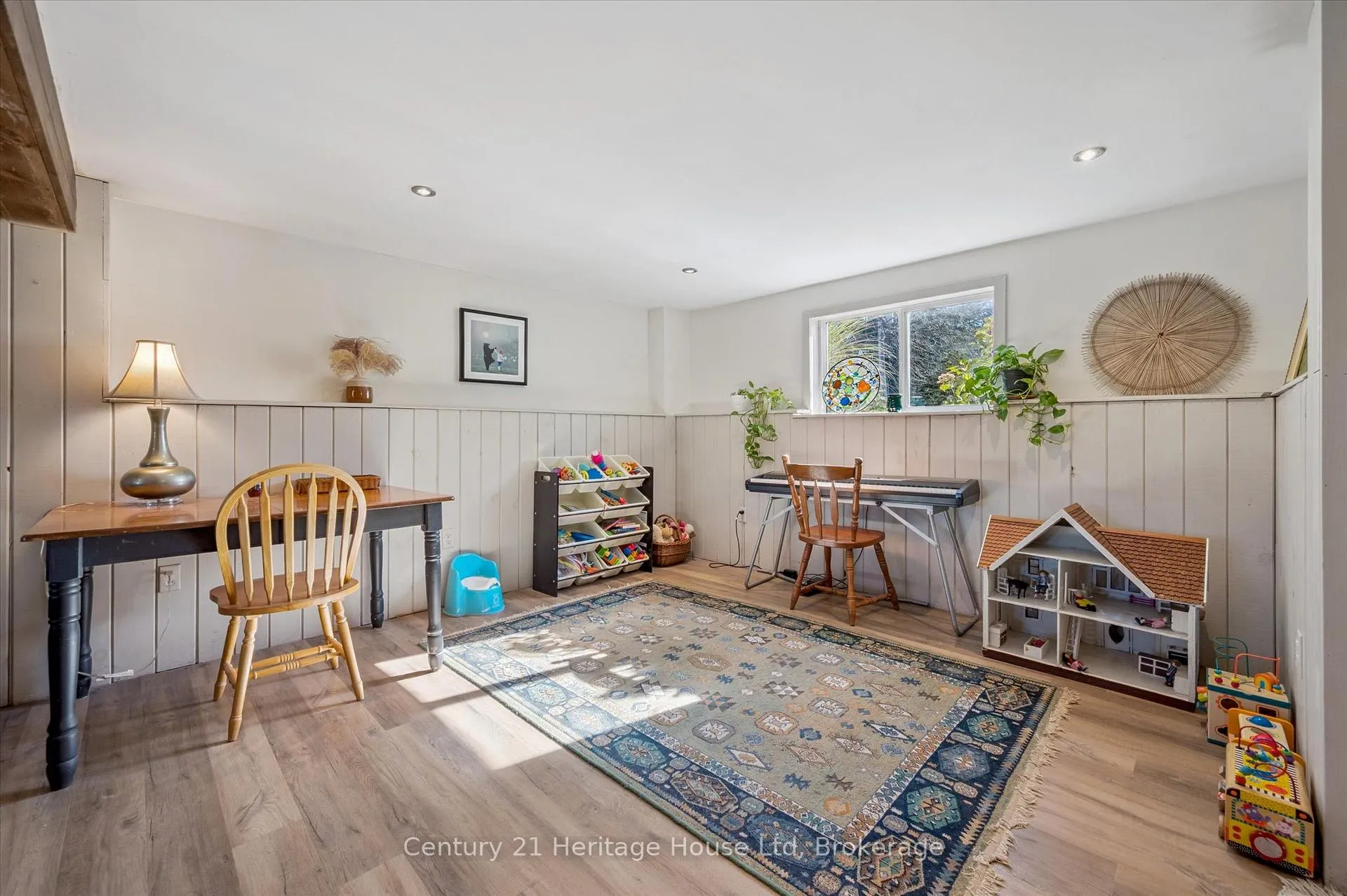 Photo 35 of 323135 Durham Road E, West Grey — HOMEH