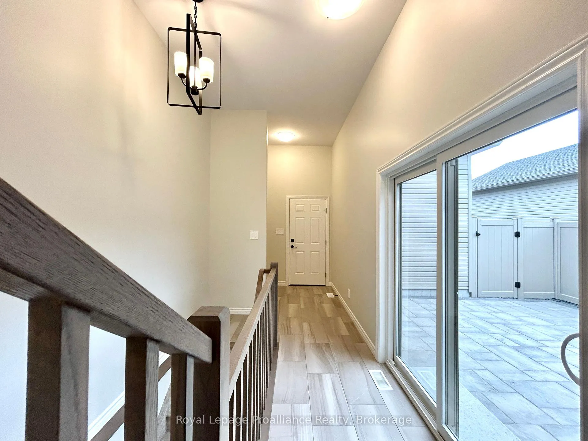 Photo 14 of 35 Athabaska Drive, Belleville, Thurlow Ward — HOMEH