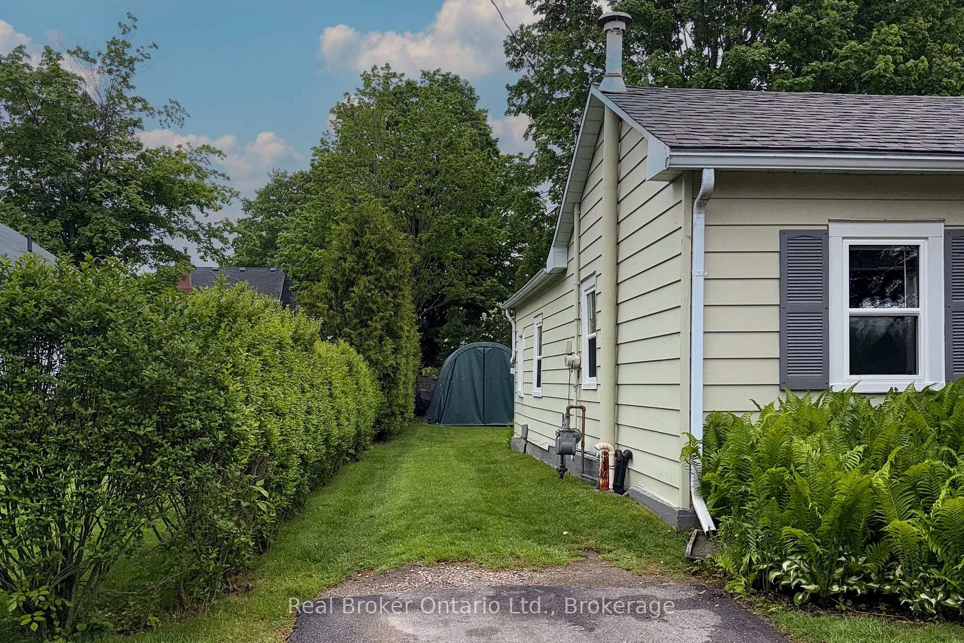 Photo 3 of 12 Spencer Street, Brant, Paris — HOMEH