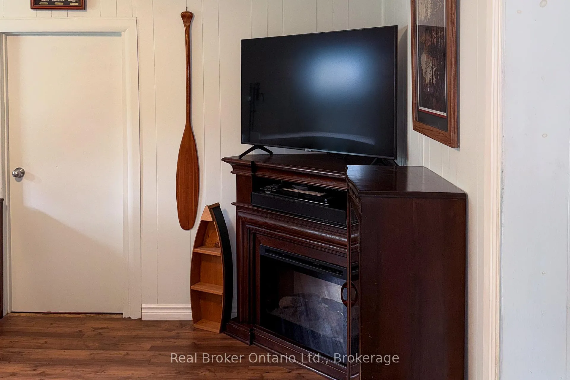 Photo 7 of 12 Spencer Street, Brant, Paris — HOMEH