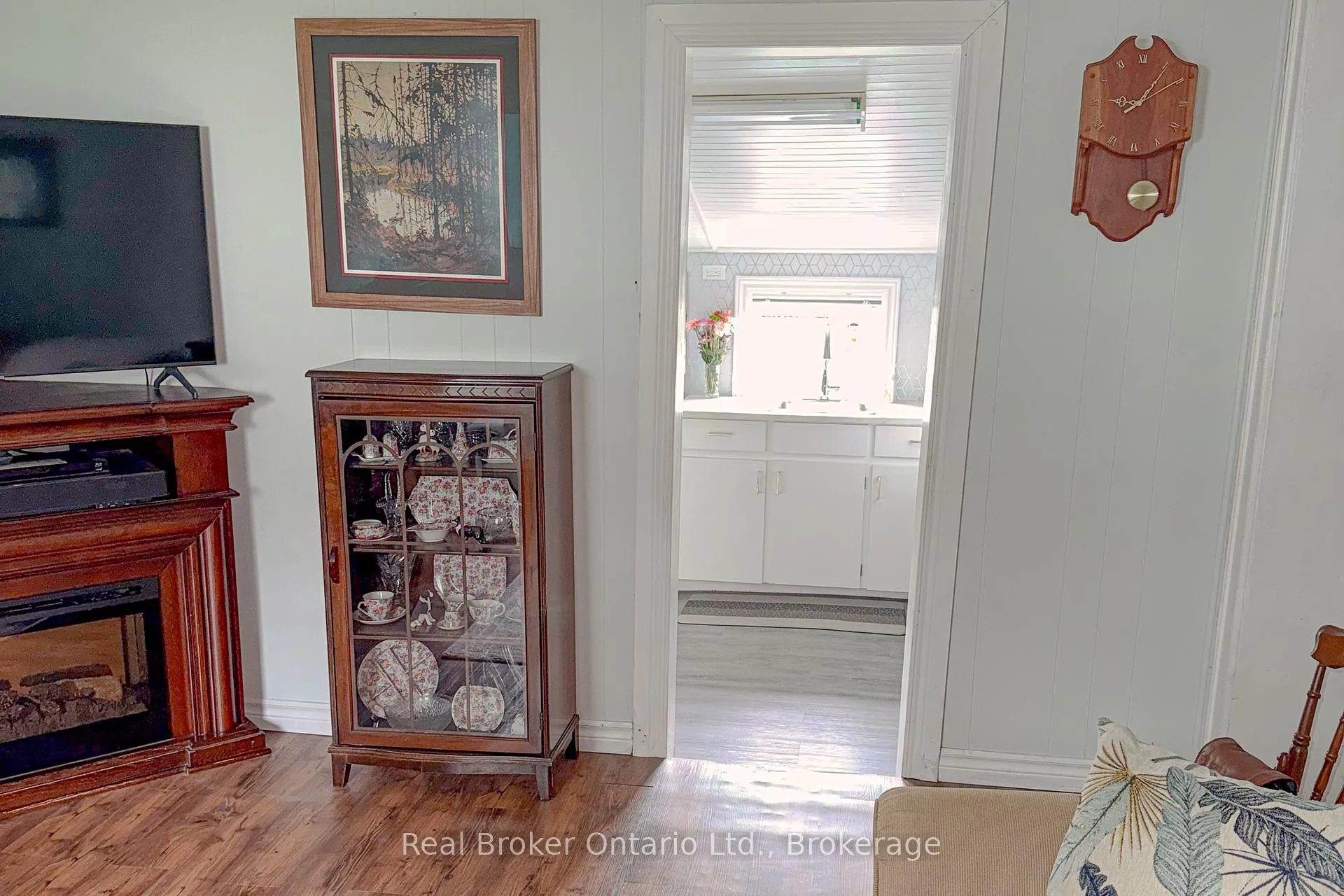 Photo 14 of 12 Spencer Street, Brant, Paris — HOMEH