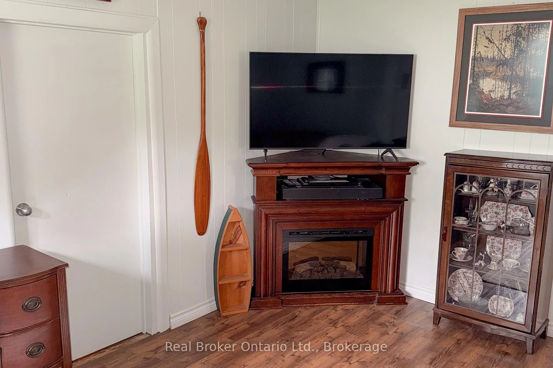 Photo 15 of 12 Spencer Street, Brant, Paris — HOMEH