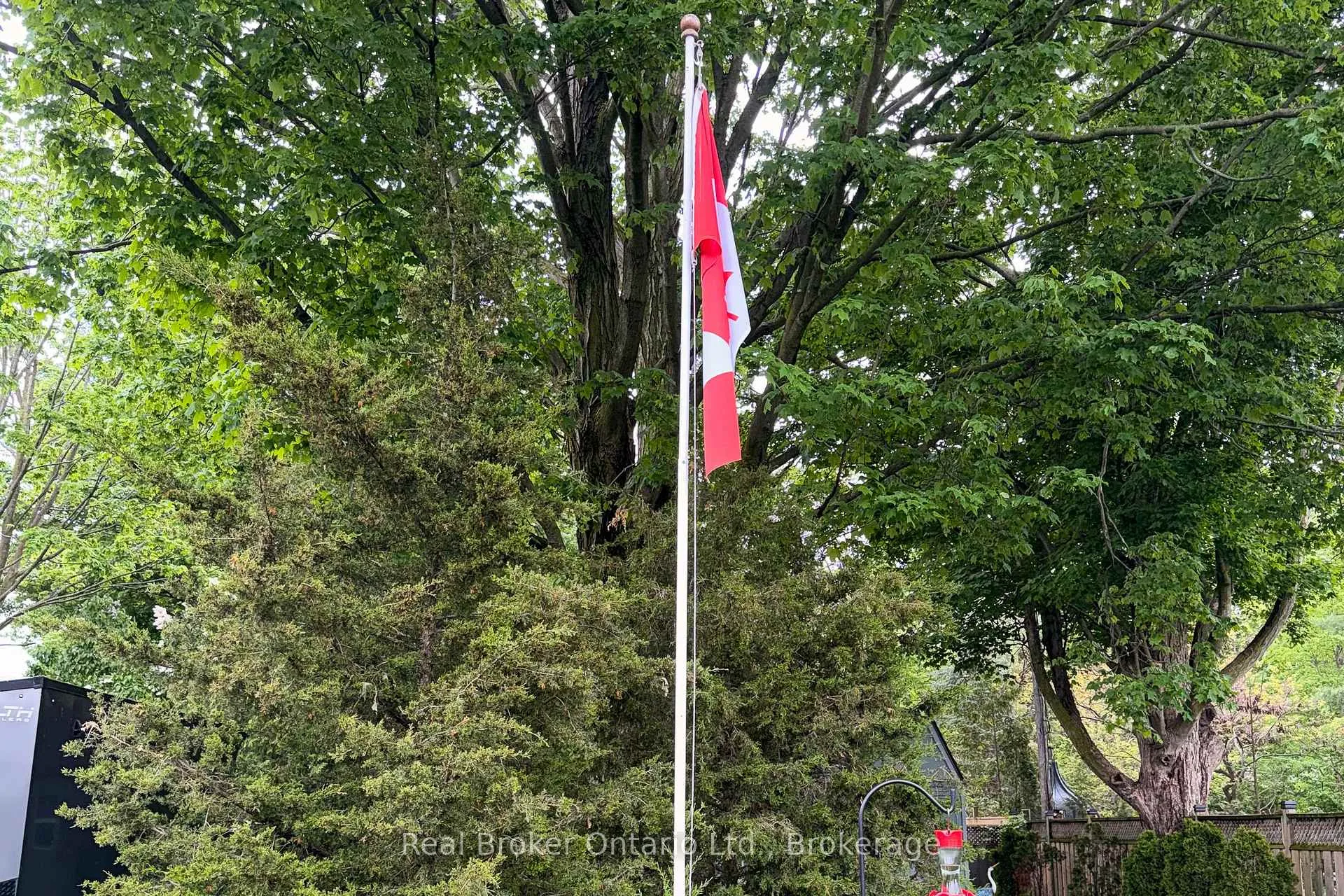 Photo 35 of 12 Spencer Street, Brant, Paris — HOMEH
