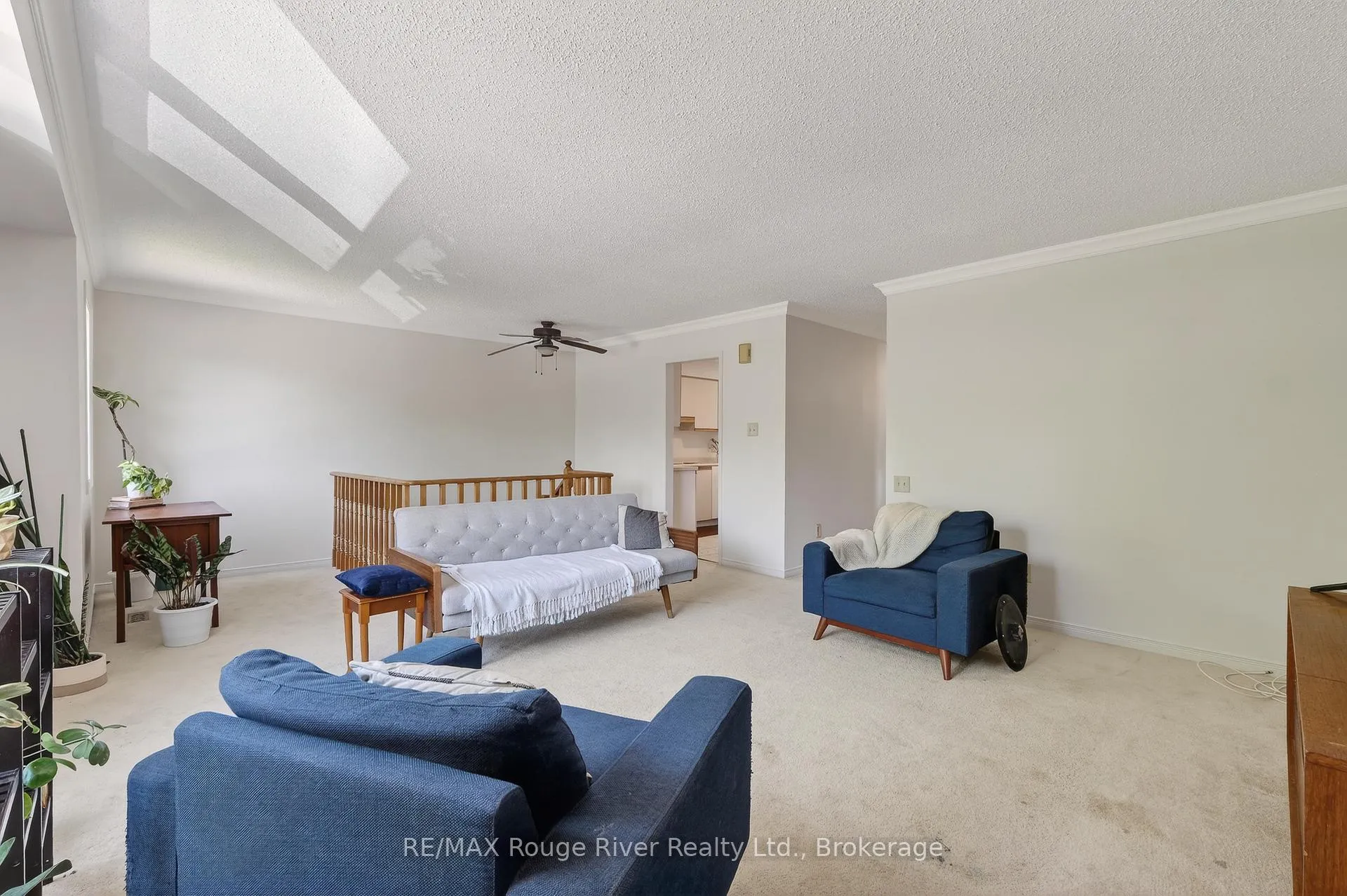 Photo 8 of 9 Farncomb Crescent, Clarington, Bowmanville — HOMEH