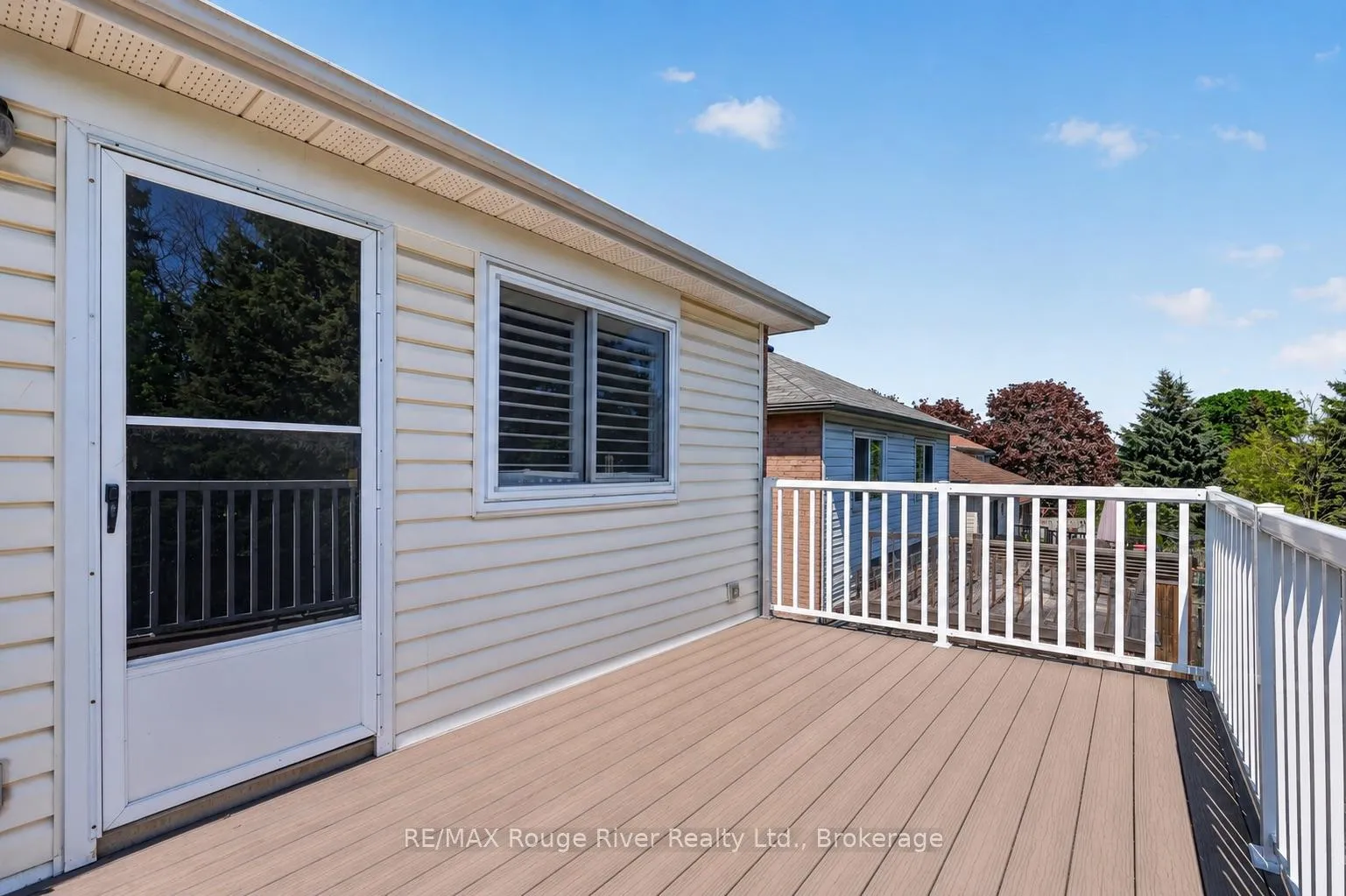 Photo 21 of 9 Farncomb Crescent, Clarington, Bowmanville — HOMEH