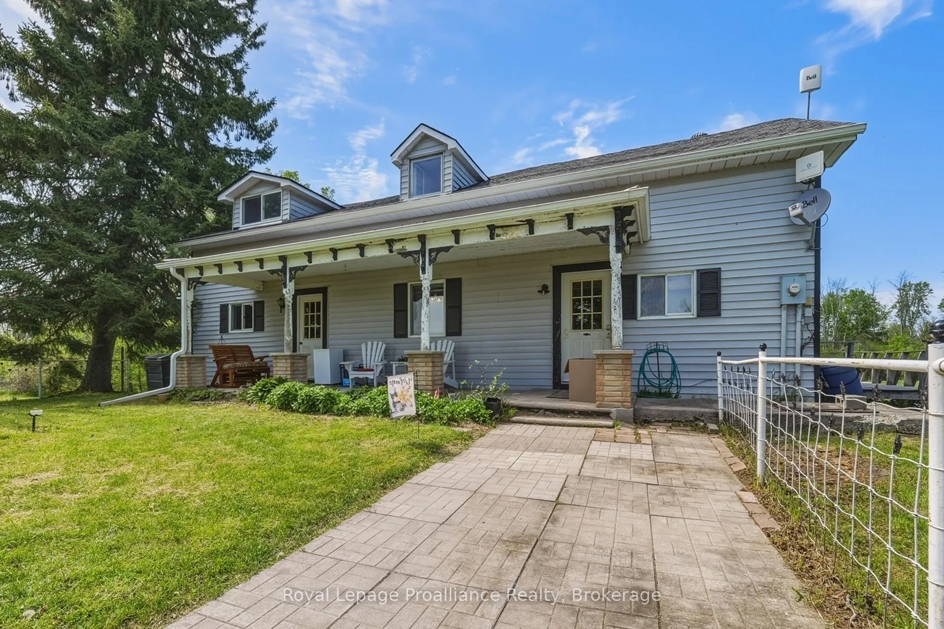 Front of 842 Frankford Road