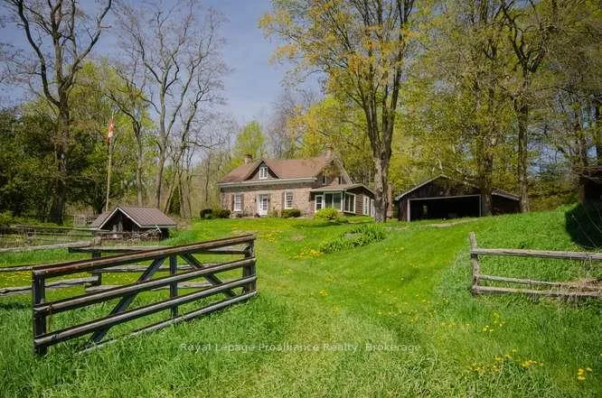 Photo 3 of 3427 Roebuck Road, Hamilton Township, Rural Hamilton — HOMEH