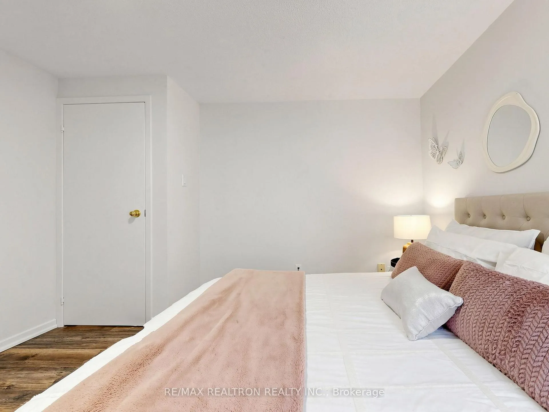 Photo 26 of 16 Foxglove Court, Markham, Unionville — HOMEH