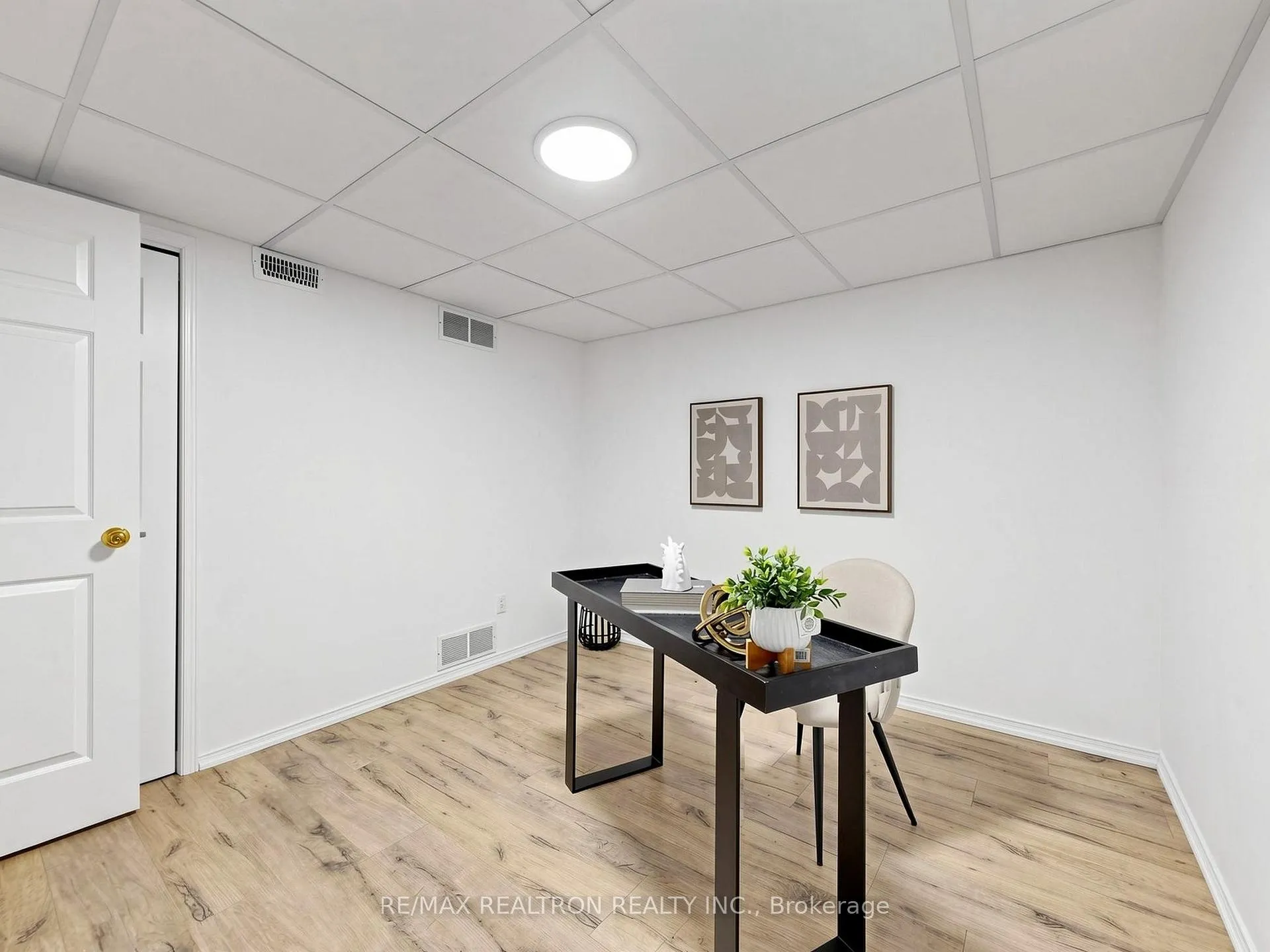 Photo 32 of 16 Foxglove Court, Markham, Unionville — HOMEH