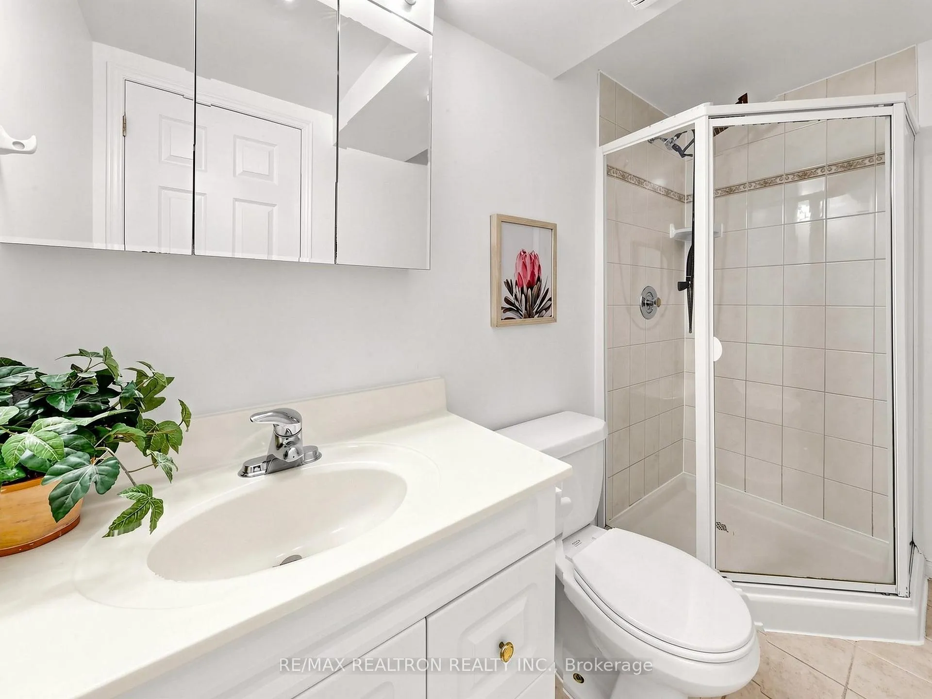 Photo 34 of 16 Foxglove Court, Markham, Unionville — HOMEH