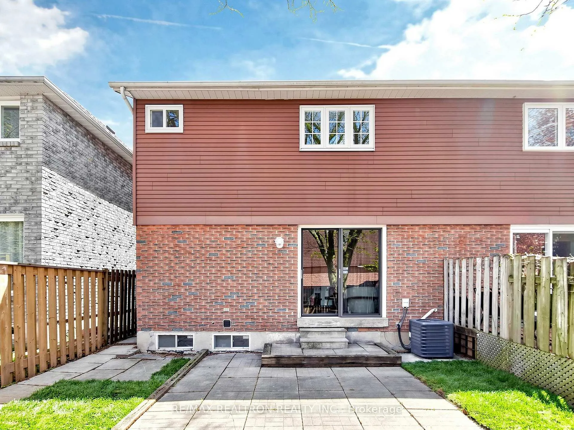Photo 37 of 16 Foxglove Court, Markham, Unionville — HOMEH