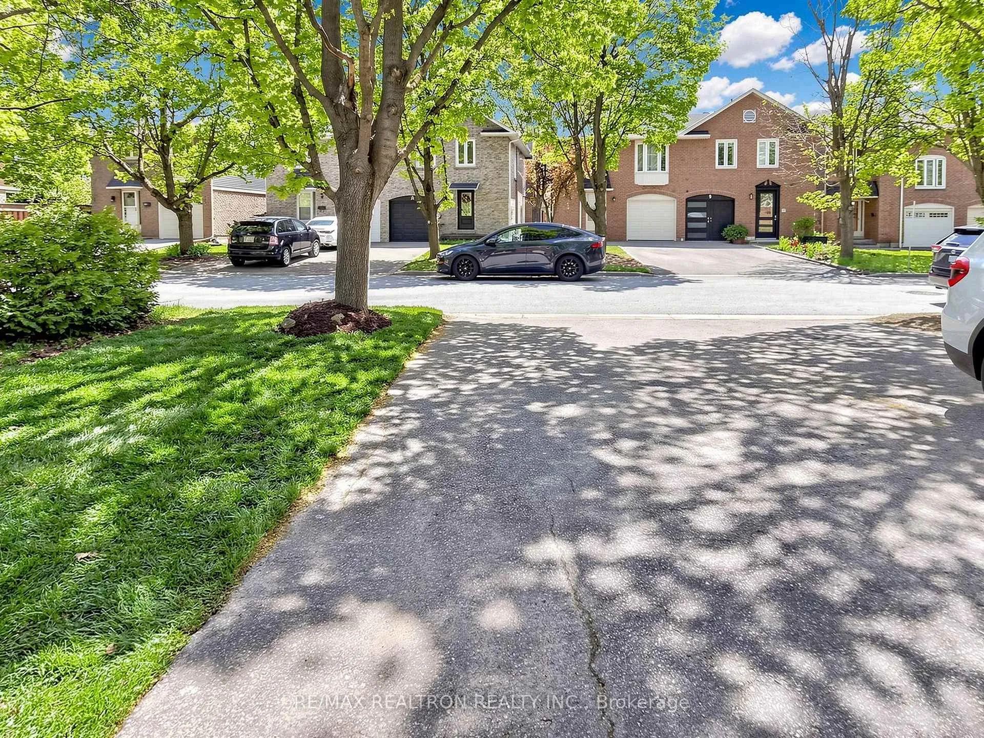 Photo 38 of 16 Foxglove Court, Markham, Unionville — HOMEH